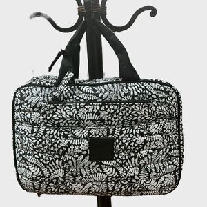 Dabney Lee Puffy Hanging Folding Valet Organizer Makeup Bag